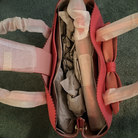 Brand new never used Katie Spade purse. - Picture 3 of 4